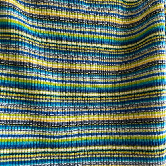 5•7•9 Vintage 90’s Striped Slightly Cropped Tank - Picture 4 of 9